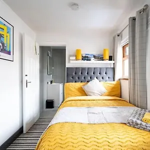 Elegant And Cosy Private , Belfast United Kingdom